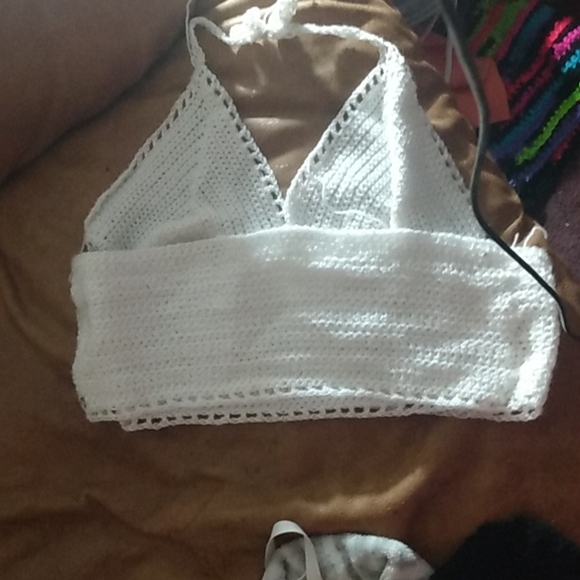 Crochet bralette - Picture 2 of 2